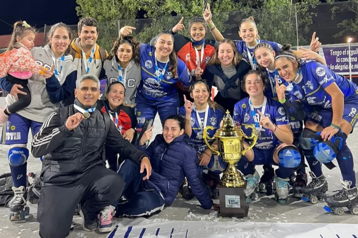 Las chicas del CPC, campeonas