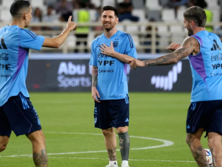 Leo Messi y varios campeones llegaron para sumarse al grupo