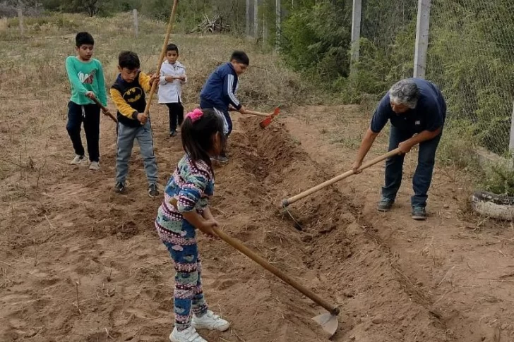 Alumnos agricultores y ecológicos