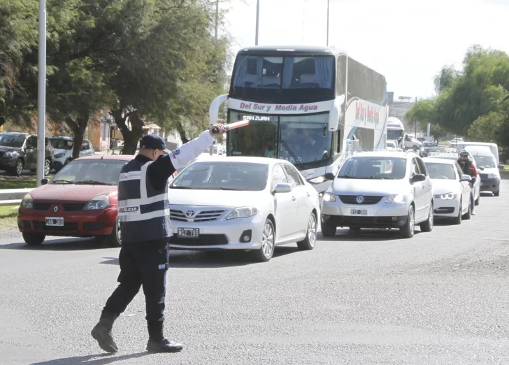 Los controles hicieron que se tarde menos en cruzar el Acceso Sur