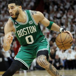 Boston Celtics salvó el primer match point