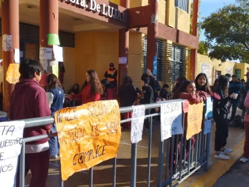 Colegio Luján: docentes se quejan de los alumnos y la causa puede tener un cambio