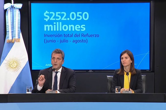 Anunciaron un 20,92% de aumento para jubilaciones y $52.000 en bonos para haberes mínimos