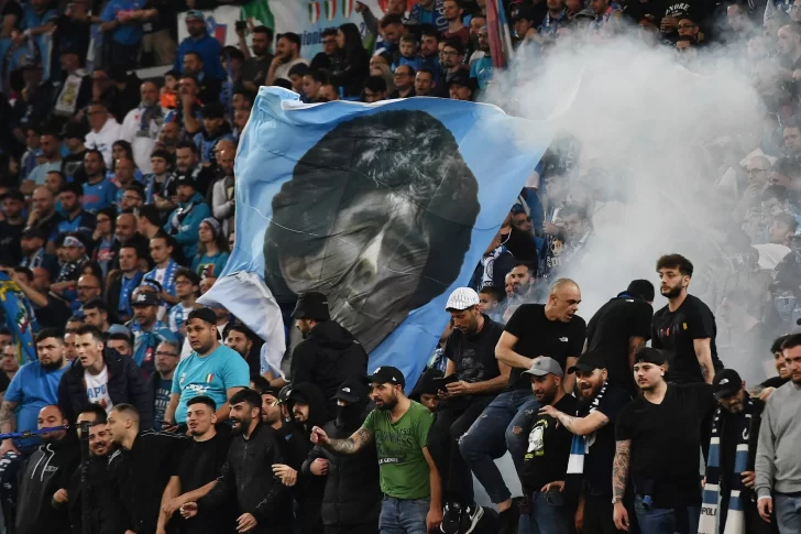 Napoli conquistó el Scudetto tras 33 años: el último título de Serie A fue con Maradona