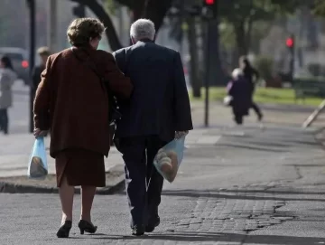 Anses: oficializaron el pago de 3 bonos de refuerzo para jubilados y pensionados