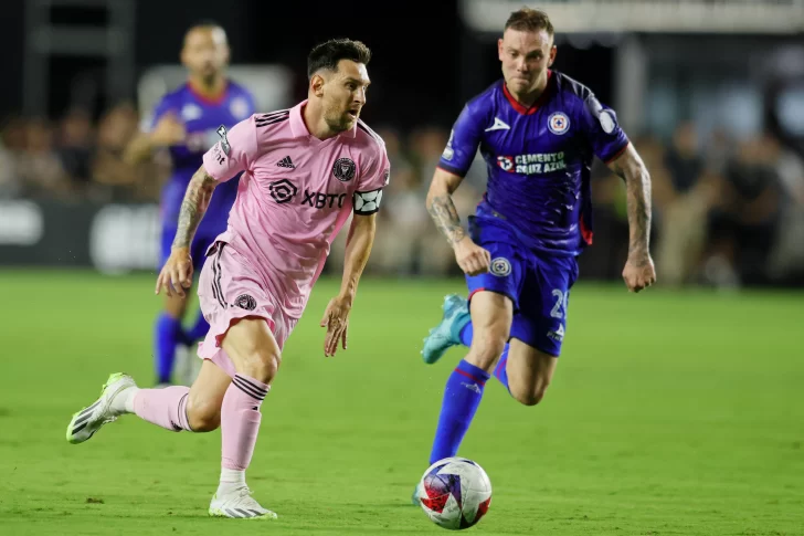 Debut soñado para Messi: marcó un golazo de tiro libre y el Inter Miami ganó