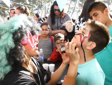 Desde chocolates hasta shows para agasajar a los niños del Gran San Juan