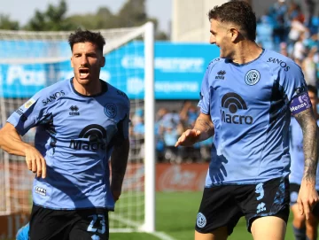 Belgrano le ganó con solvencia a Vélez y sigue con una campaña soñada