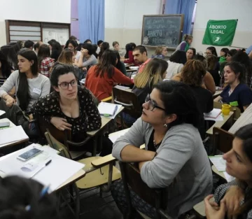 Creció 67% el ingreso a universidades públicas en los últimos diez años