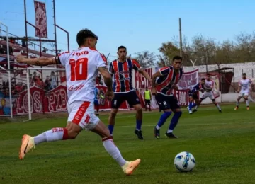 Peñarol, en pleno laberinto