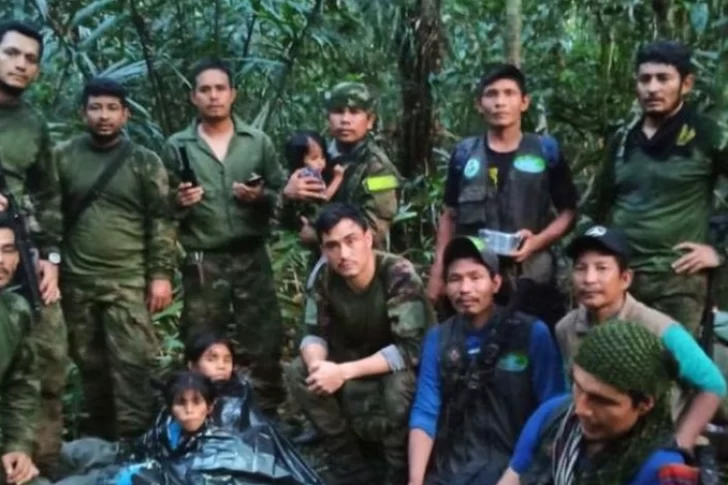Hallan con vida a los 4 nenes perdidos durante 40 días en la selva tras un accidente aéreo