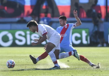 Arsenal le ganó a Huracán y festejó su primer triunfo en el campeonato