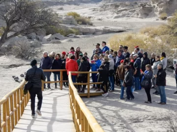 Duplicaron las excursiones en Ischigualasto y sumaron un servicio de micros desde Capital