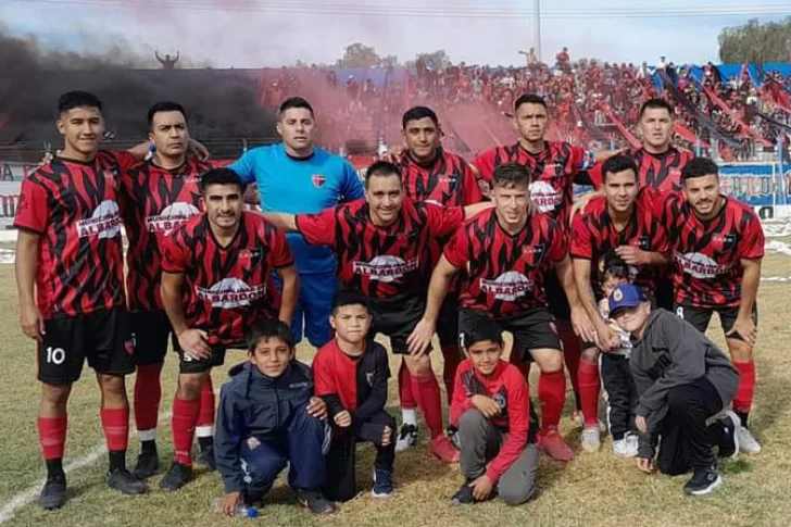 Campeones en Albardón, Calingasta y Santa Lucía