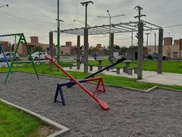 Una plaza en Pocito que no se pudo inaugurar porque la destruyeron