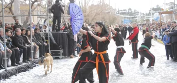 En el desfile patrio hubo hasta una muestra de habilidades