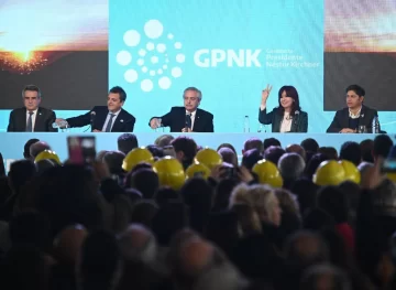 Con fuerte impronta electoral el Gobierno inauguró el GPNK