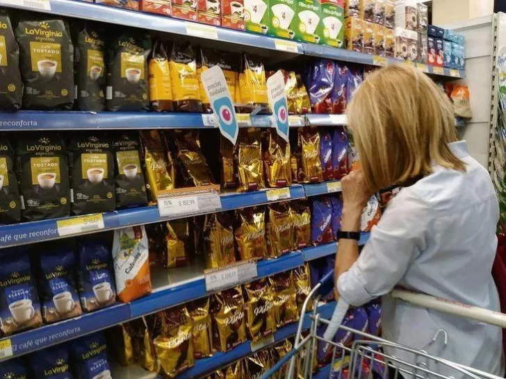 La recaudación creció 114%, pero la inflación le ganó por 24 puntos