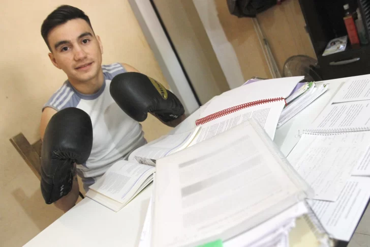 Jesús Moretti, el boxeador que luchó, salió de la calle y hoy está por ser un profesional