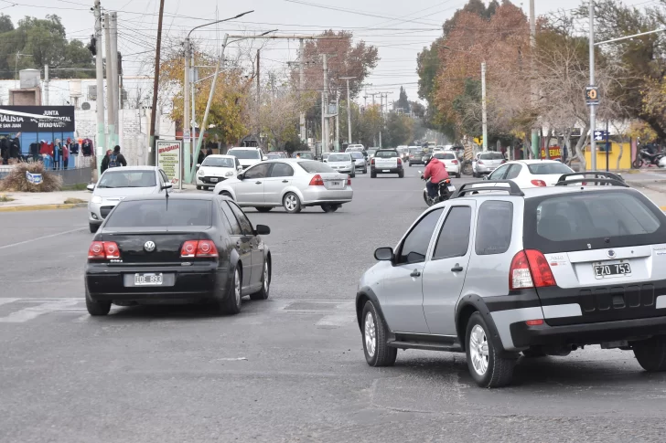 Por el caos vehicular, ahora analizan hacer de una sola mano la Rastreador Calívar