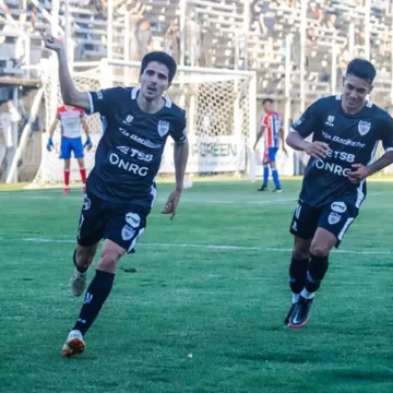 Peñarol empató con Leo Corti de figura