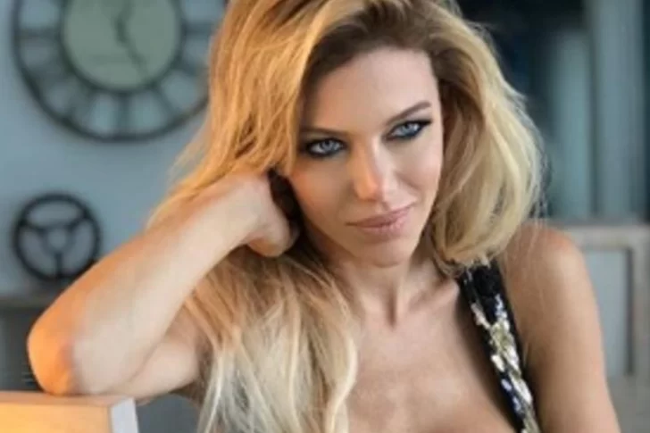 Evangelina Anderson se puso la colaless más explosiva: “Ojo que es la primera dama de River”