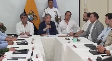 Estado de sitio y toque de queda en algunas regiones de Ecuador tras el asesinato de un alcalde