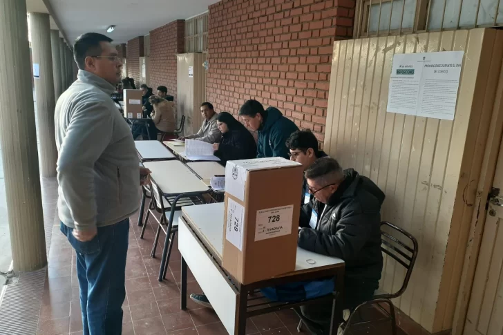 Votó cerca del 68% del padrón y se esperan temprano los primeros resultados