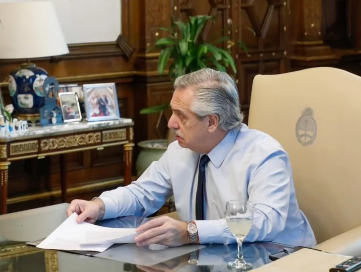 Alberto Fernández se reunió en Chaco con la madre de Cecilia Strzyzowski