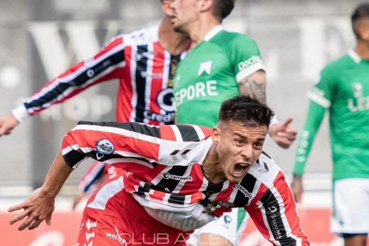 Chacarita no perdonó a Ferro y sigue de líder