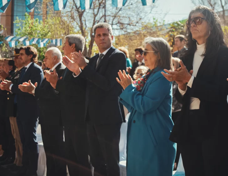 Uñac dijo que la interna “se resolvió” y que va por las dos bancas en el Senado