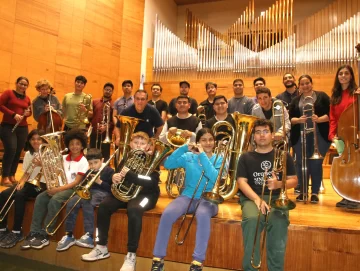 Tubas y trombones para un homenaje