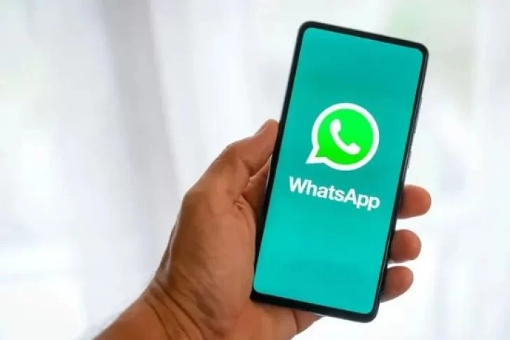 ¿Es seguro Meta AI de WhatsApp? ¿Lee otros chats? ¿Escucha lo que decimos?