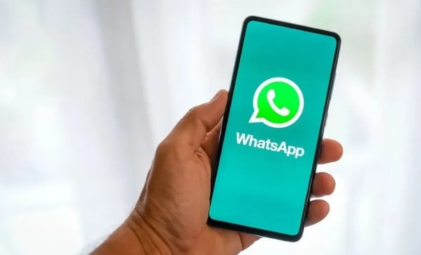 ¿Es seguro Meta AI de WhatsApp? ¿Lee otros chats? ¿Escucha lo que decimos?