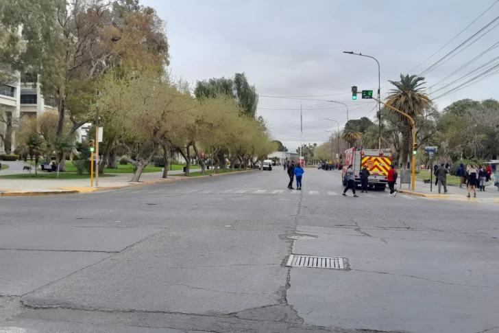 Quién es el detenido por la amenaza de bomba y qué le secuestraron