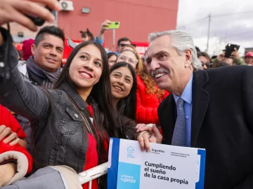 Alberto pidió por la paz social y confirmó anuncio de medidas