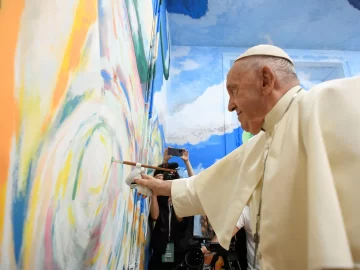 Francisco fue pintor por un día con los jóvenes en Portugal