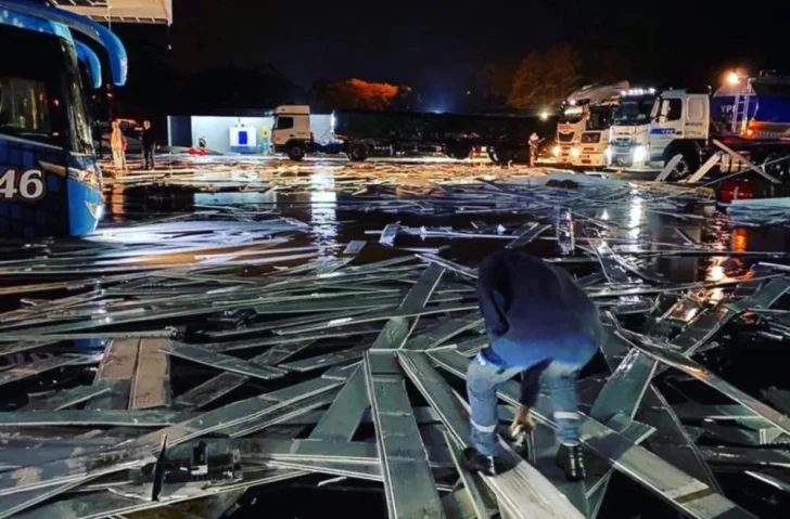 Decenas de evacuados por el intenso temporal correntino