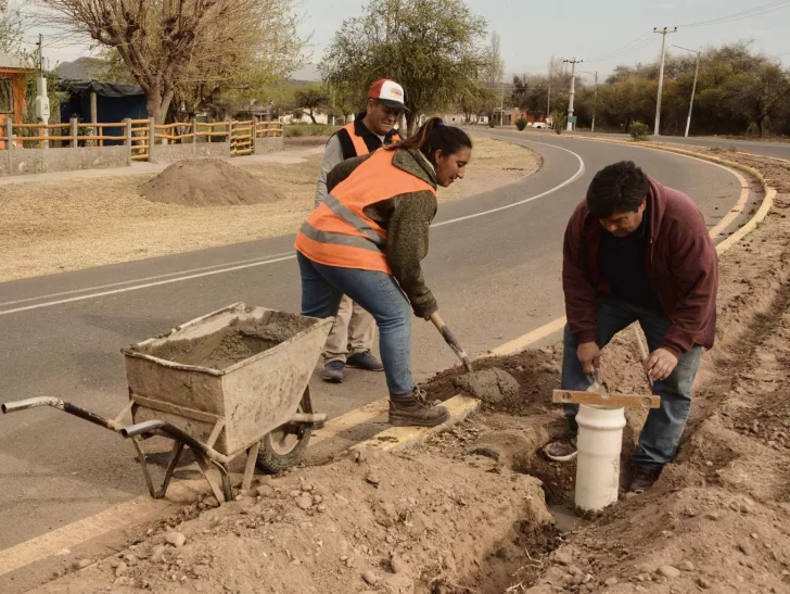 Arrancaron una obra pensada para fomentar el turismo en un pueblo