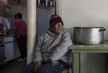 Un 26% de los ancianos sufre pobreza estructural en el país, según la UCA