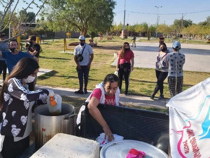 Crearon un banco ortopédico gratuito y piden ayuda para aumentar el stock