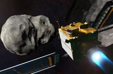 Nave kamikaze logra desviar un asteroide