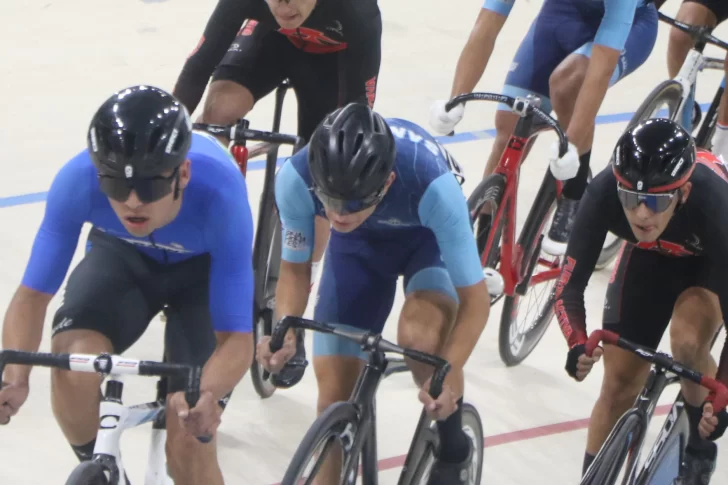 Noche del “fijo” en el velódromo “Chancay”