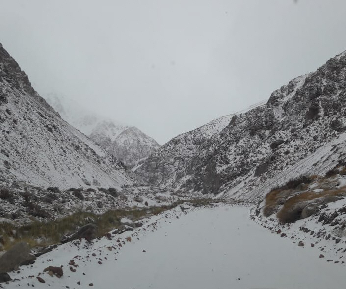 Con una gran nevada estiman que se acumularon 12 cm en Calingasta