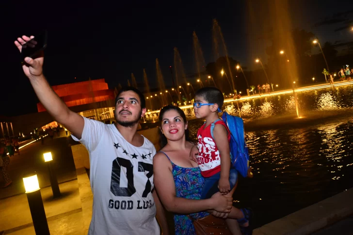 La Plaza del Bicentenario, el centro de actividades artísticas