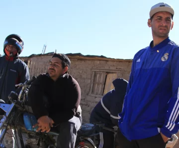 Atropelló a un changarín padre de 4 chicos que caminaba hacia su casa, lo mató y huyó