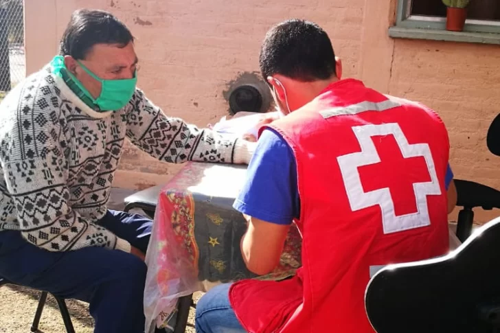 Voluntarios de Cruz Roja, en la primera línea