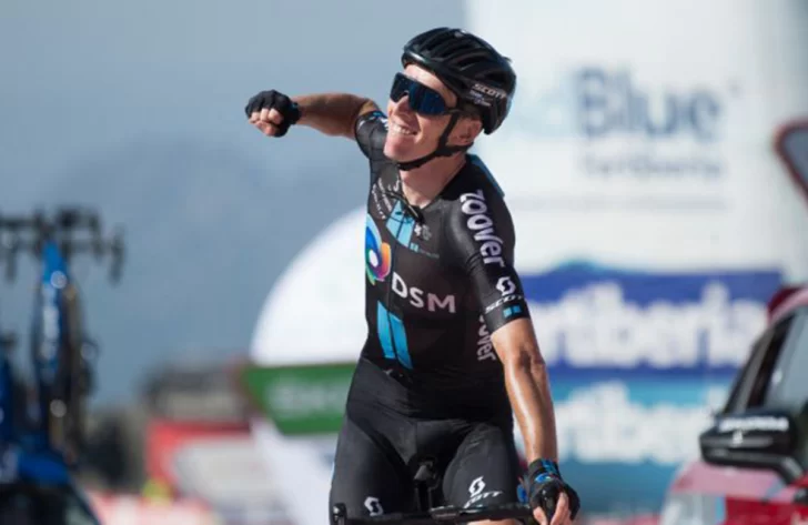 Bardet celebró en la altura