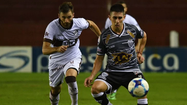 Platense venció a Estudiantes y ascendió al Nacional B