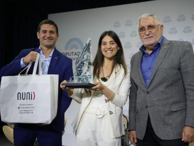 Un sanjuanino ganó el premio Joven Empresario